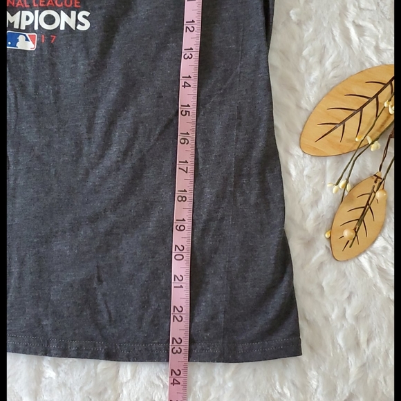 AUTHENTIC COLLECTION MLB Dodgers 2017 Pennant Sm. - Picture 6 of 7